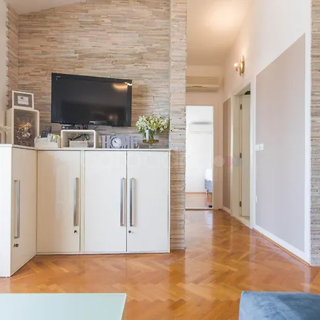 Seaview Karmel Апартаменты *