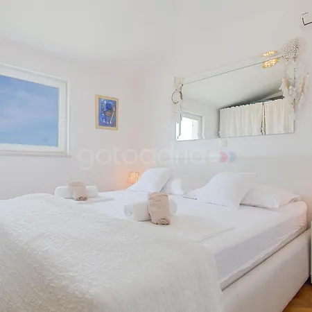 アパート Seaview Karmel